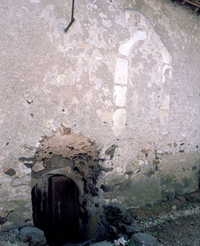 Porte murée sur l’arrière