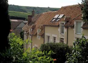 Alignement ancien de maisons de vigneron